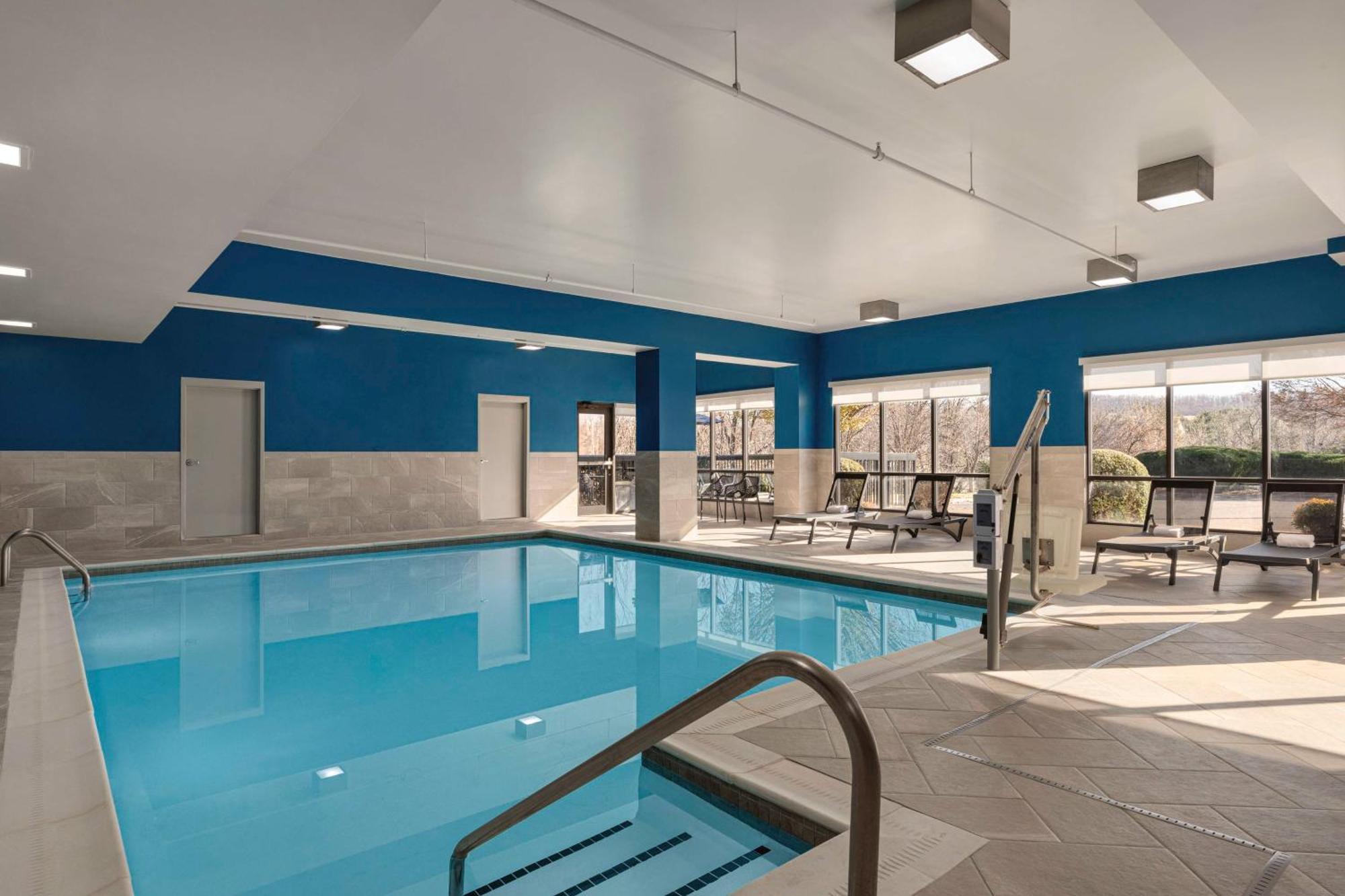 Hampton Inn Waynesboro/Stuarts Draft Fishersville Zewnętrze zdjęcie