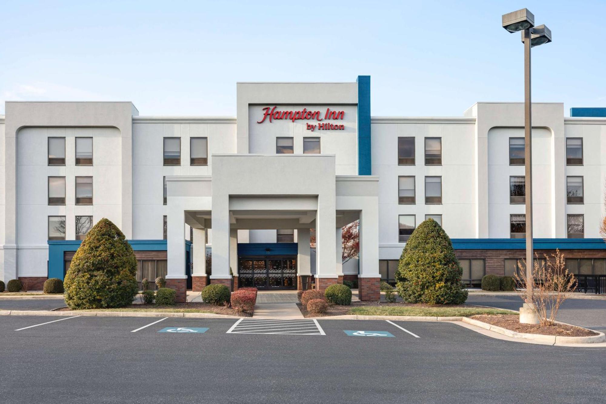 Hampton Inn Waynesboro/Stuarts Draft Fishersville Zewnętrze zdjęcie