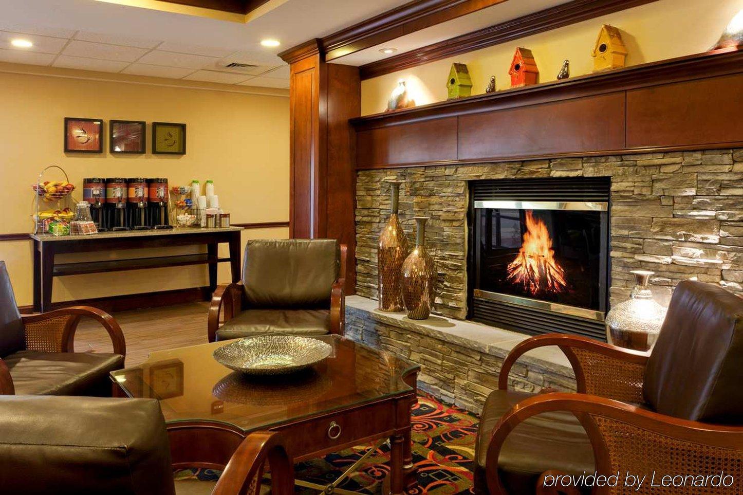 Hampton Inn Waynesboro/Stuarts Draft Fishersville Zewnętrze zdjęcie